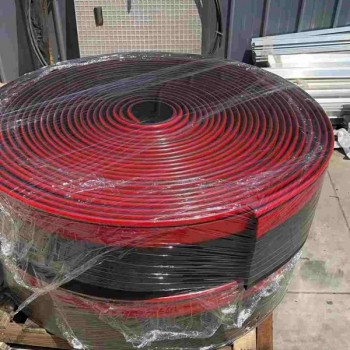 導(dǎo)料槽擋板生產(chǎn) 聚氨酯橡膠復(fù)合 阻燃材質(zhì)